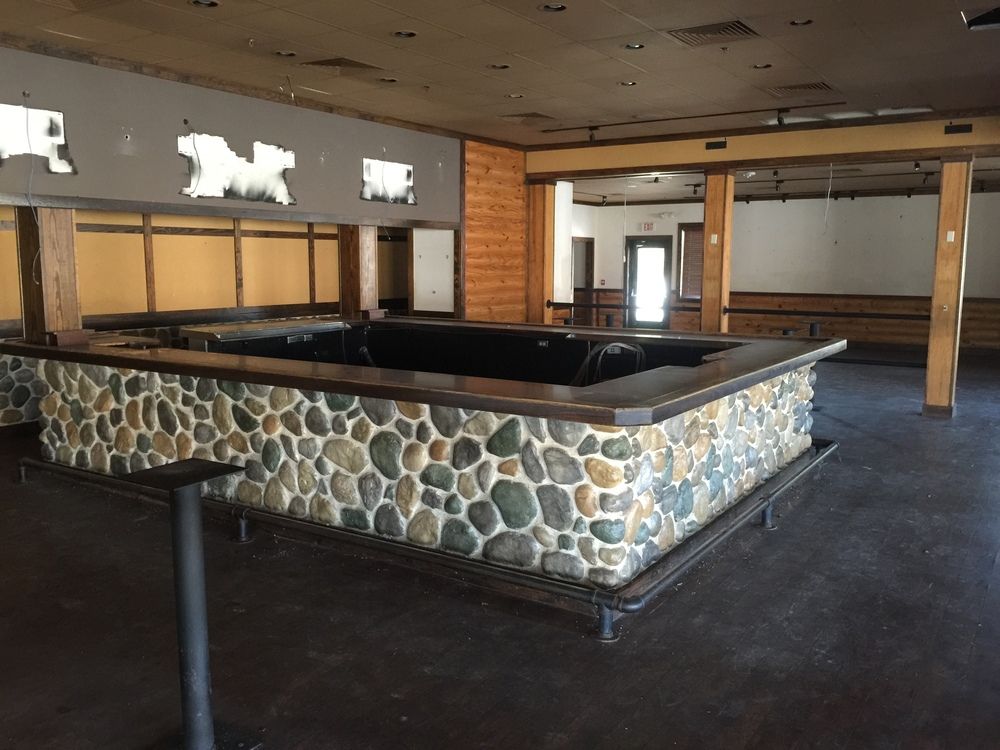 1700 Airport Fwy, Bedford, TX 76022